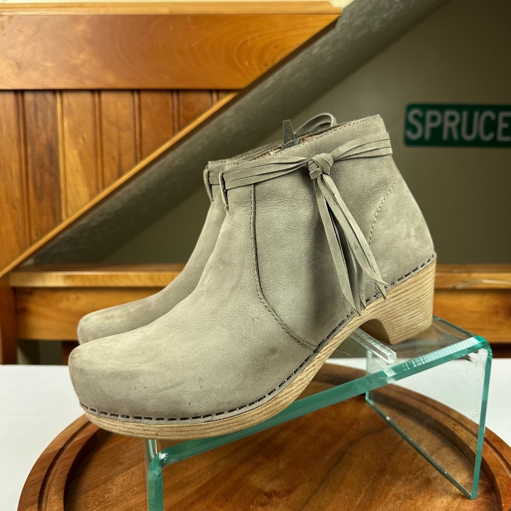 Dansko Maria Taupe Milled Nubuck Leather Clog Ankle Boots Size 40 US 9.5-10